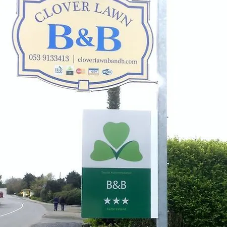 Alojamento de Acomodação e Pequeno-almoço Cloverlawn Kilrane